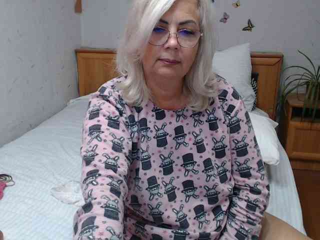 BozhenaNude webcam