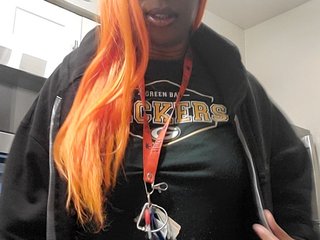 QueenAnitaDix Porn Show