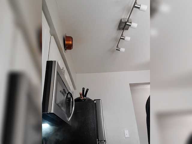 QueenAnitaDix's BongaCams show and profile