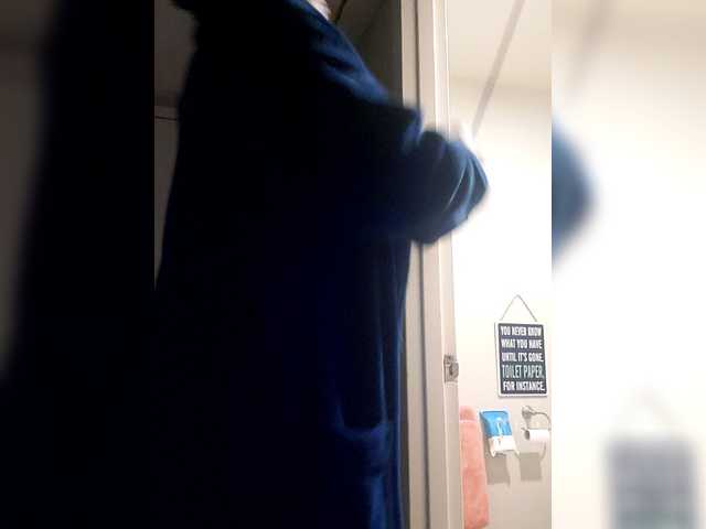 QueenAnitaDix's BongaCams show and profile