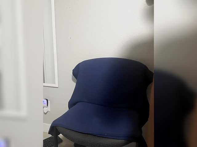 QueenAnitaDix's BongaCams show and profile