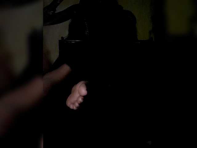 QueenAnitaDix's BongaCams show and profile