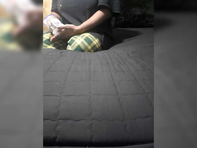 QueenAnitaDix's BongaCams show and profile