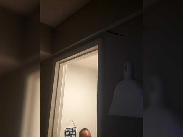 QueenAnitaDix's BongaCams show and profile