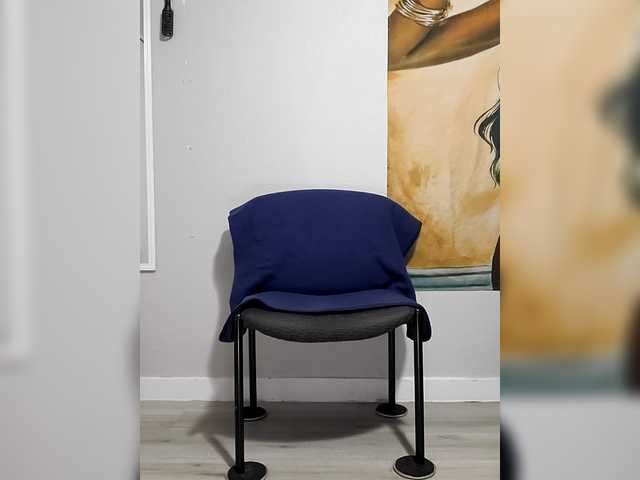 QueenAnitaDix's BongaCams show and profile