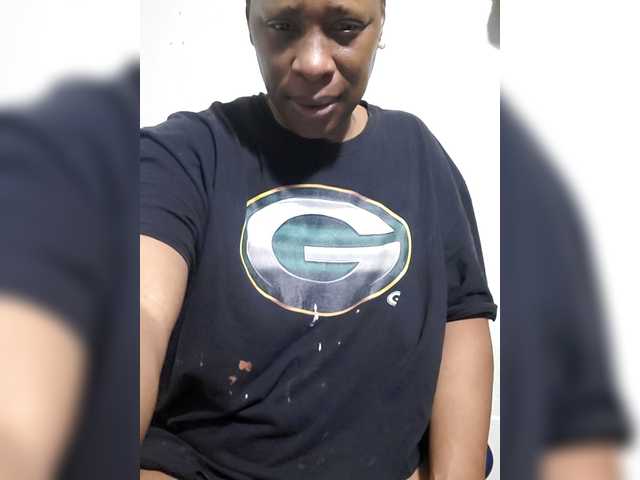 QueenAnitaDix's BongaCams show and profile