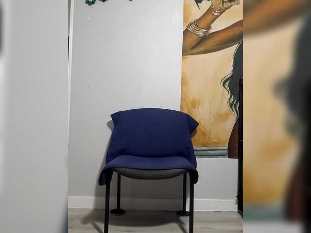 QueenAnitaDix's BongaCams show and profile