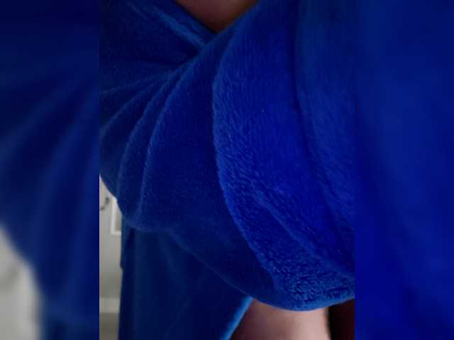 QueenAnitaDix's BongaCams show and profile