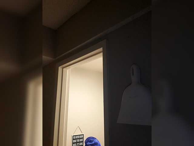 QueenAnitaDix's BongaCams show and profile