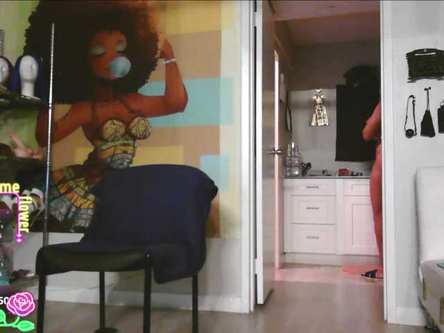  QueenAnitaDix chat room