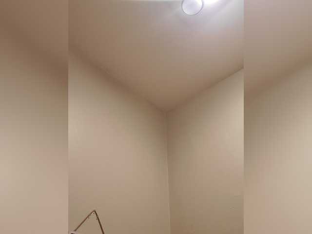 QueenAnitaDix's BongaCams show and profile