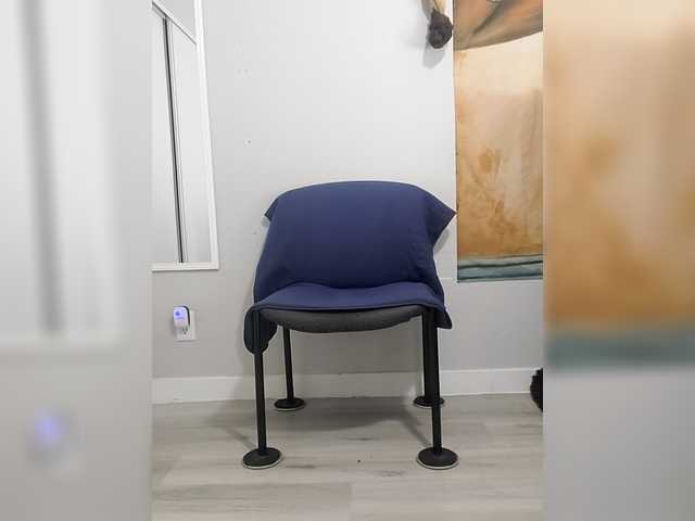 QueenAnitaDix's BongaCams show and profile