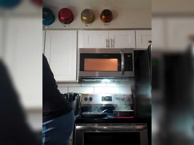 QueenAnitaDix's BongaCams show and profile