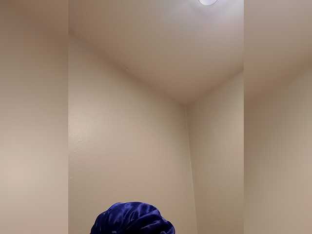 QueenAnitaDix's BongaCams show and profile