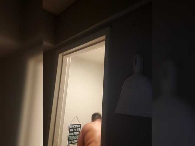 QueenAnitaDix's BongaCams show and profile