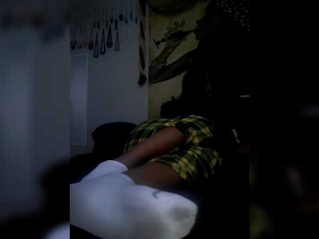 QueenAnitaDix's BongaCams show and profile