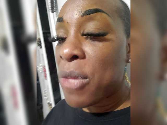 QueenAnitaDix's BongaCams show and profile