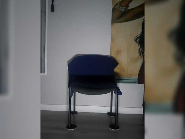 QueenAnitaDix's BongaCams show and profile