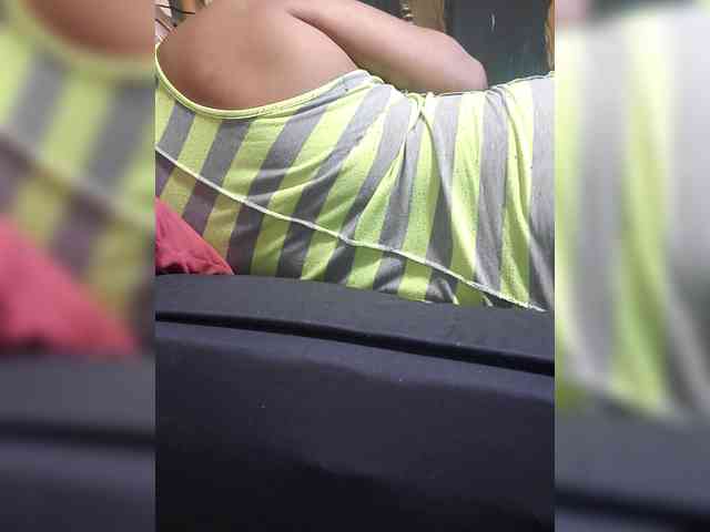 QueenAnitaDix webcam