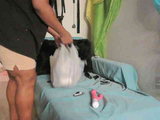 QueenAnitaDix webcam