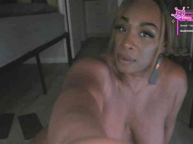 QueenAnitaDix webcam