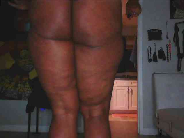 QueenAnitaDix webcam