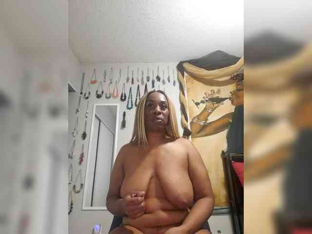 QueenAnitaDix webcam