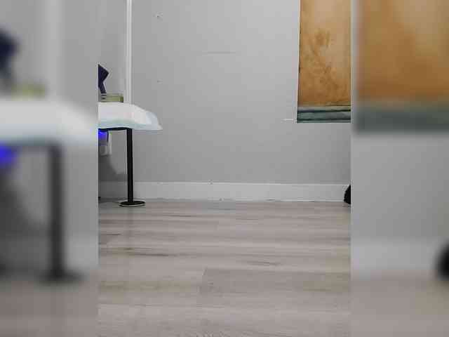 QueenAnitaDix webcam