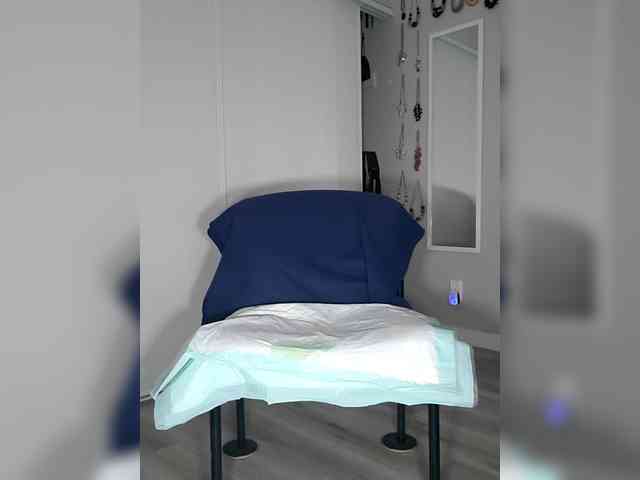 QueenAnitaDix webcam