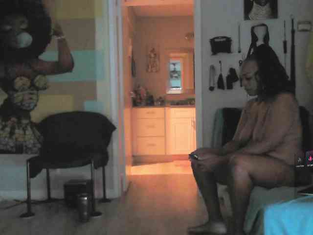 QueenAnitaDix webcam
