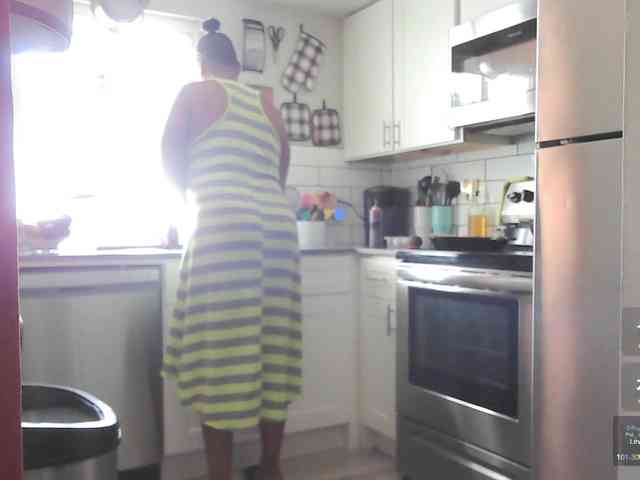 QueenAnitaDix webcam