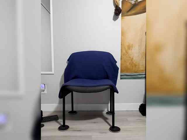 QueenAnitaDix webcam