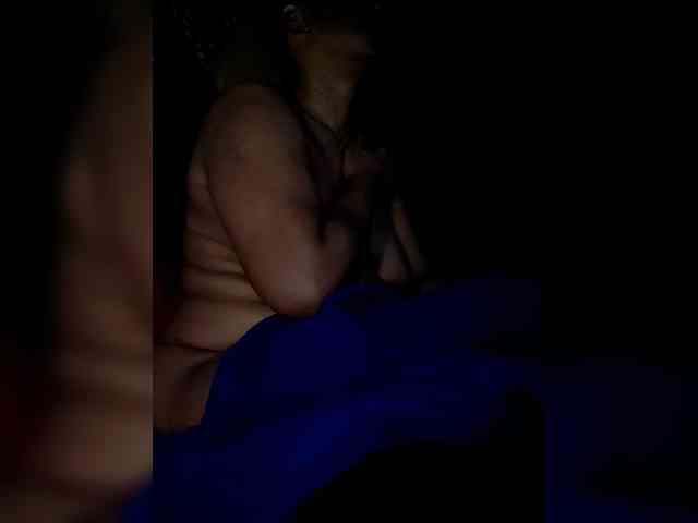 QueenAnitaDix webcam