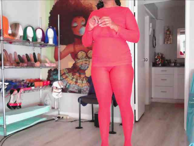 QueenAnitaDix webcam