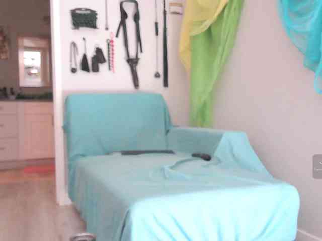 QueenAnitaDix webcam