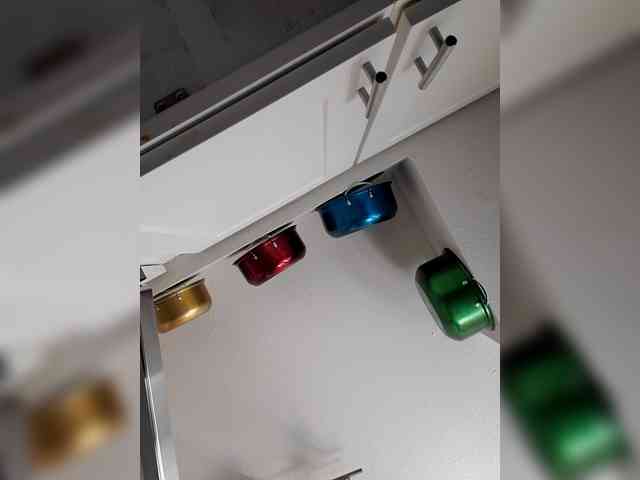 QueenAnitaDix webcam