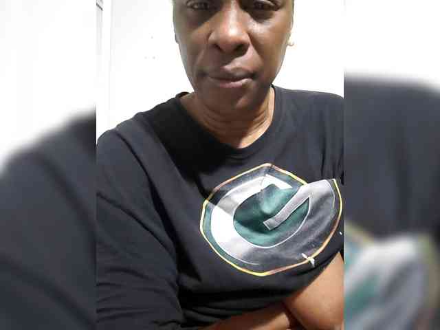 QueenAnitaDix webcam