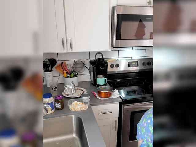 QueenAnitaDix webcam