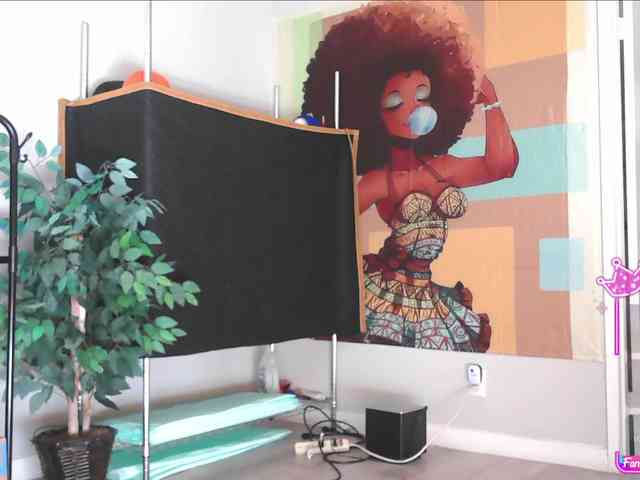 QueenAnitaDix webcam