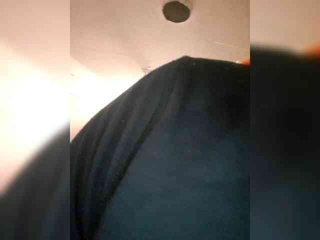 QueenAnitaDix webcam