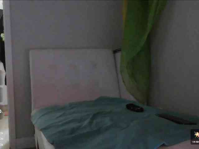 QueenAnitaDix webcam