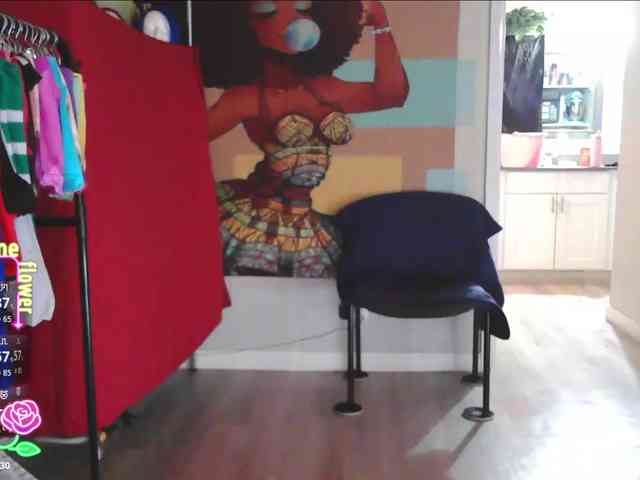 QueenAnitaDix webcam