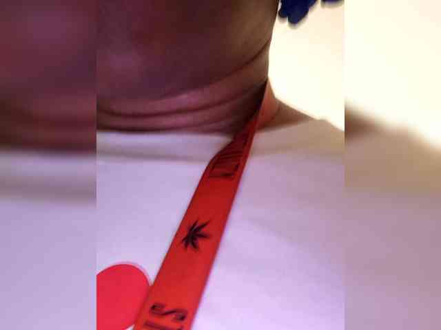 QueenAnitaDix webcam