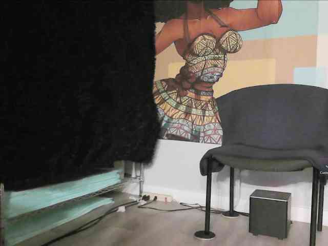 QueenAnitaDix webcam