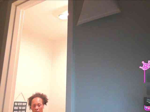 QueenAnitaDix webcam