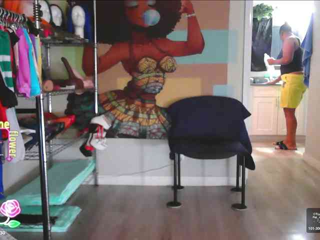 QueenAnitaDix webcam