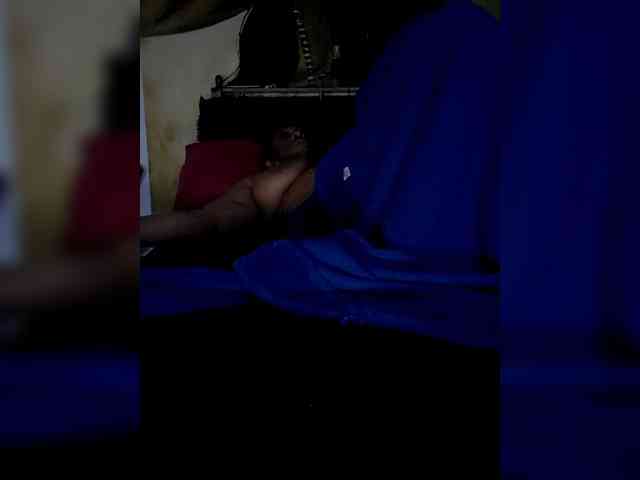 QueenAnitaDix webcam