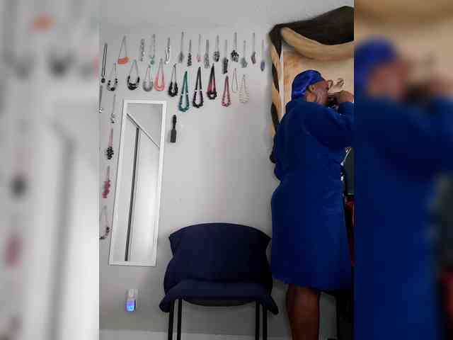 QueenAnitaDix QueenAnitaDix