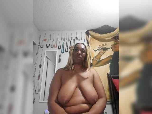 QueenAnitaDix webcam