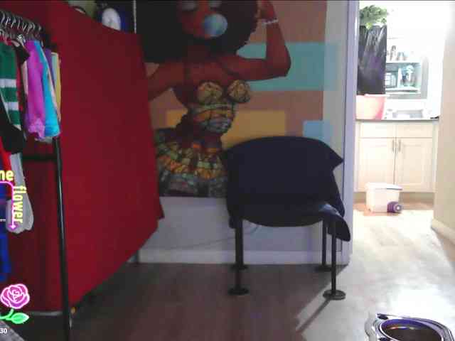 QueenAnitaDix webcam